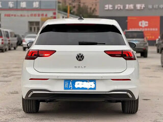 2026 Volkswagen Golf VIII Рестайлинг, белый, 2710000 рублей, вид 5