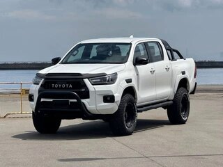 2023 Toyota Hilux VIII Рестайлинг 2, белый, 4499000 рублей, вид 1