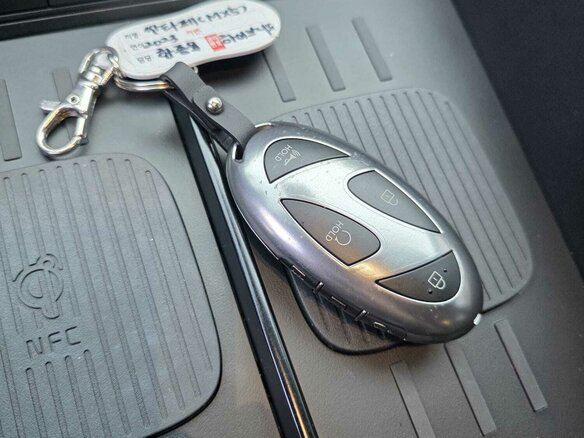 2023 Hyundai Santa Fe V (MX5), чёрный, 3250000 рублей - вид 8