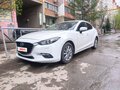 2018 Mazda 3 III (BM) Рестайлинг, белый, 1250000 рублей
