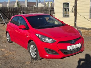 2012 Hyundai i30 II, красный, 820000 рублей, вид 2