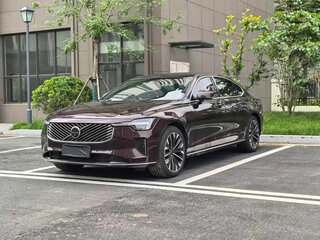 2025 Volvo S90 II Рестайлинг 2, коричневый, 5300000 рублей, вид 1