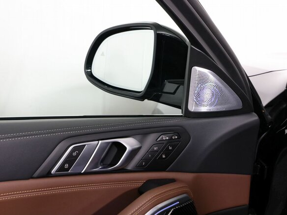 2026 BMW X6 30d III (G06) Рестайлинг, чёрный, 17700000 рублей - вид 23