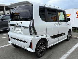 2023 Daihatsu Tanto IV Рестайлинг, белый, 899000 рублей, вид 5