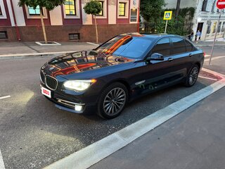 2013 BMW 7 серии 740d xDrive V (F01/F02/F04) Рестайлинг, синий, 2900000 рублей, вид 1