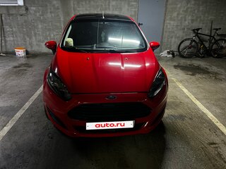 2015 Ford Fiesta Mk6 Рестайлинг, красный, 695000 рублей, вид 2