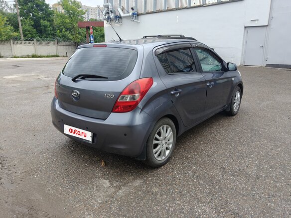 2010 Hyundai i20 I, серый, 500000 рублей - вид 4