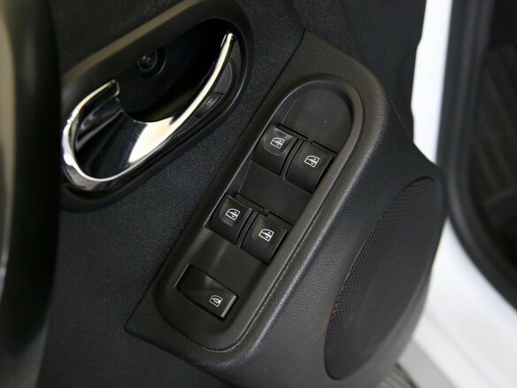 2018 Renault Duster I Рестайлинг, белый - вид 19