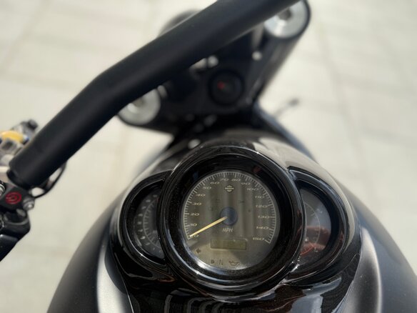 2008 Harley-Davidson V-Rod, чёрный, 2999999 рублей - вид 10