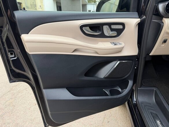 2023 Mercedes-Benz V-Класс Long 300 d длинный III (W447) Рестайлинг, чёрный, 9400000 рублей - вид 10