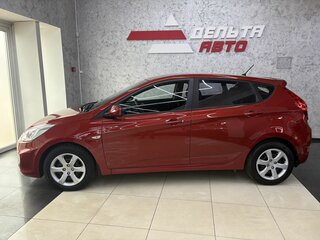 2013 Hyundai Solaris I, красный, 965000 рублей, вид 2