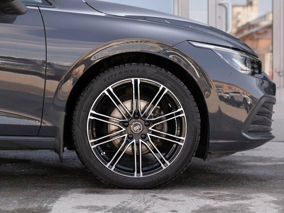 2021 Volkswagen Golf VIII, серый - вид 8