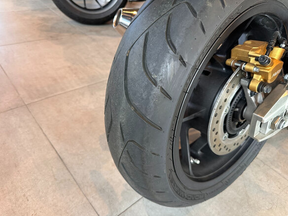 2017 Honda CB 1100, красный, 1430000 рублей - вид 9