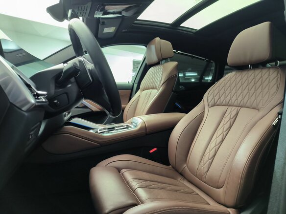 2025 BMW X6 40i III (G06) Рестайлинг, синий, 13450000 рублей - вид 14
