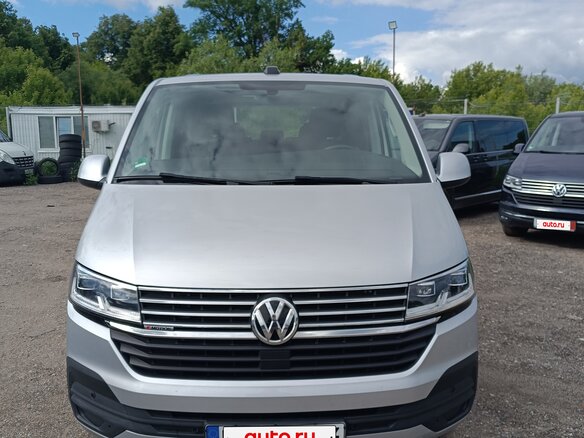 2022 Volkswagen Multivan T6 Рестайлинг, серебристый, 8790000 рублей - вид 1