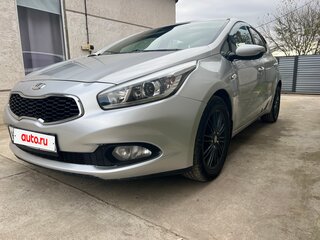 2013 Kia Ceed II, серебристый, 900000 рублей, вид 3