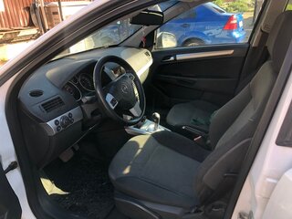 2011 Opel Astra H Рестайлинг, белый, 345000 рублей, вид 5