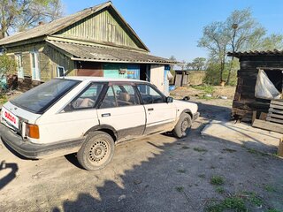 1986 Nissan Sunny B11, белый, 100000 рублей, вид 4