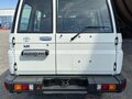 2025 Toyota Land Cruiser 76 70 Series Рестайлинг 2, белый, 10770000 рублей - вид 4