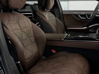 2026 Mercedes-Benz Maybach S-Класс 680 II (Z223) Рестайлинг, чёрный, 39000000 рублей, вид 4