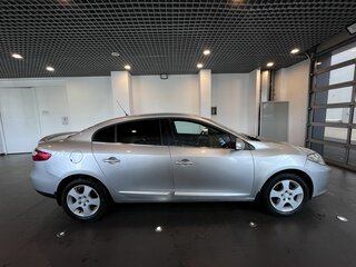 2010 Renault Fluence I, серебристый, 565000 рублей, вид 2