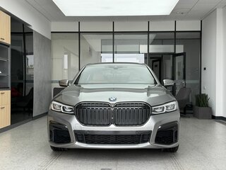 2020 BMW 7 серии Long 740Li xDrive VI (G11/G12) Рестайлинг, серый, 6100000 рублей, вид 3