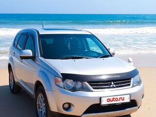 2007 Mitsubishi Outlander II, серый, 960000 рублей, вид 3