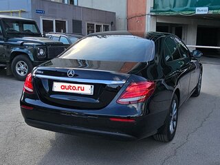 2019 Mercedes-Benz E-Класс 200 d V (W213, S213, C238), чёрный, 2200000 рублей, вид 4