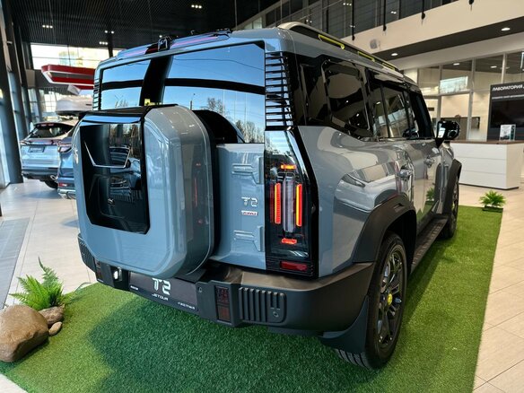 2026 Jetour T2, серебристый, 4449000 рублей - вид 6