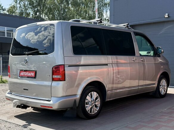 2013 Volkswagen Multivan T5 Рестайлинг, серый, 2739000 рублей - вид 5
