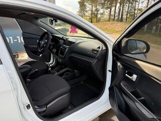 2014 Kia Rio III, белый, 800000 рублей, вид 5
