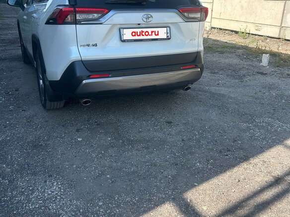 2019 Toyota RAV4 V (XA50), белый, 3150000 рублей - вид 2