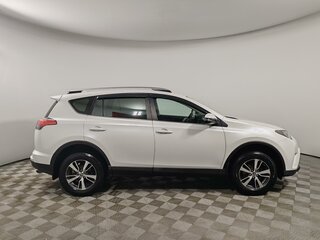 2019 Toyota RAV4 IV (XA40) Рестайлинг, белый, 2319000 рублей, вид 4
