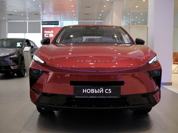2026 Omoda C5 II, красный - вид 1