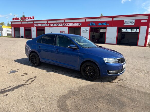 2017 Skoda Rapid I, синий, 950000 рублей - вид 4