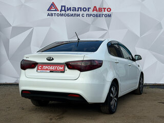 2014 Kia Rio III, белый, 699000 рублей, вид 5