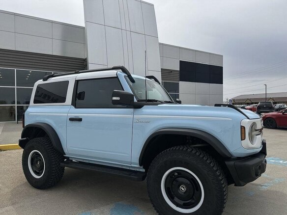 2024 Ford Bronco VI, голубой, 16180000 рублей