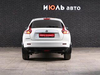 2013 Nissan Juke I, белый, 850000 рублей, вид 5