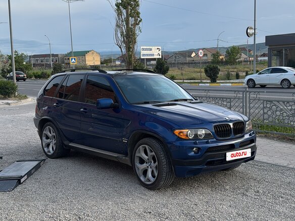 2004 BMW X5 4.8is I (E53) Рестайлинг, синий, 1200000 рублей - вид 2