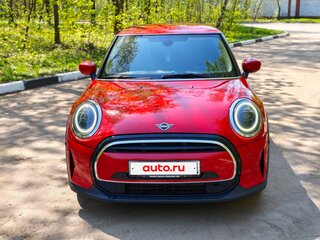 2021 Mini Hatch One III (F55/F56) Рестайлинг 2, красный, 1990000 рублей, вид 2