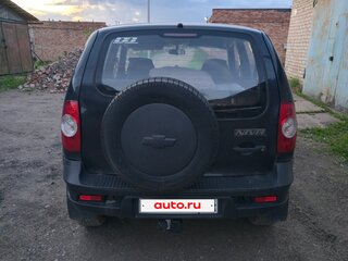 2011 Chevrolet Niva I Рестайлинг, чёрный, 470000 рублей, вид 5