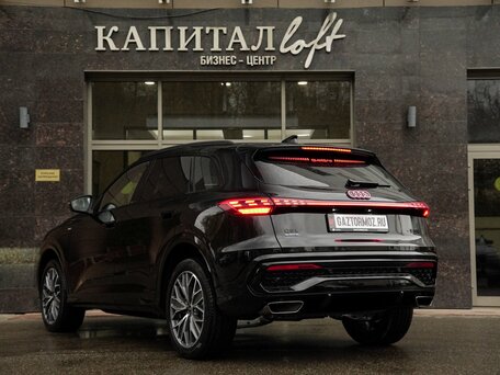 2026 Audi Q5 L III (GU), чёрный, 5850000 рублей, вид 4