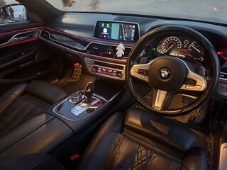2017 BMW 7 серии 740d xDrive VI (G11/G12), чёрный, 4100000 рублей, вид 5