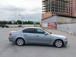 2004 BMW 5 серии 530i V (E60/E61), серый, 1150000 рублей, вид 5