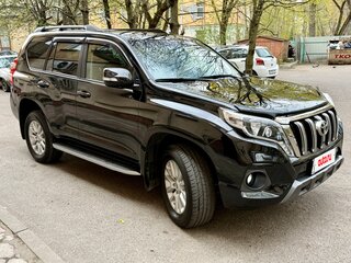 2014 Toyota Land Cruiser Prado 150 Series Рестайлинг 1, чёрный, 3399000 рублей, вид 3