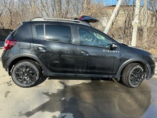 2016 Renault Sandero Stepway II, чёрный, 1000000 рублей, вид 2