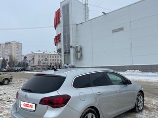 2012 Opel Astra J, серебристый, 630000 рублей, вид 2