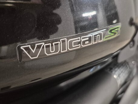 2023 Kawasaki EN650 Vulcan S, чёрный, 890000 рублей, вид 5
