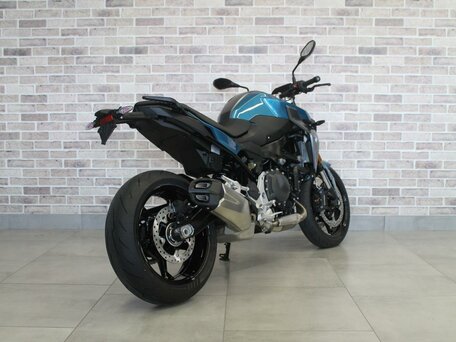 2025 BMW F 900 R, зелёный, 1165000 рублей, вид 4