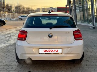 2012 BMW 1 серии 116i II (F20/F21), белый, 1250000 рублей, вид 5